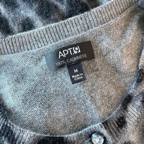 100% Cashmere Apt 9 Leopard Print Cardigan Sweater, Size M - Picture 9 of 9